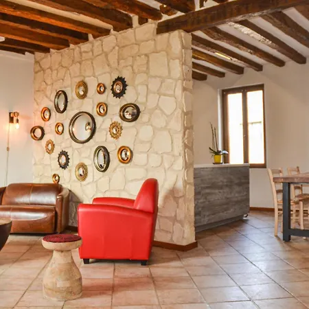 Vakantiehuis Beautiful In With Wifi Saulchery